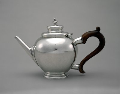 Teapot, from the shop of Bartholomew Shaats, c.1728-48 by American School